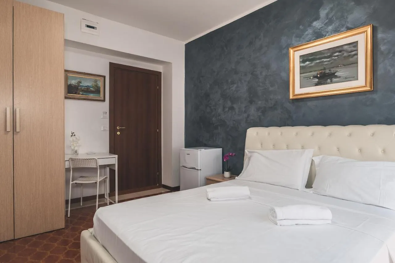 Venice Vacation House Mestre 2*,  Italy